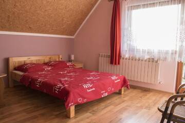 Фото номера Двухместный номер с 1 кроватью Фермерские дома Agroturystyka u Haliny г. Kamesznica 4